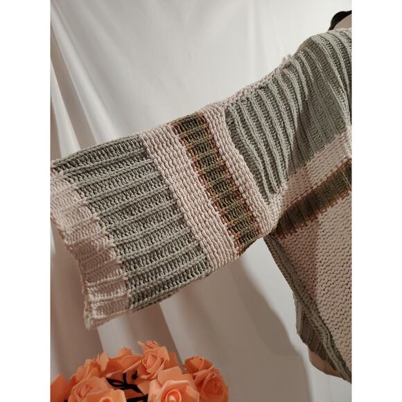 POL Sweater Womens Chunky Knit Boxy Oversized Crop Sweater Size M/L Soft Comfy - Picture 6 of 11